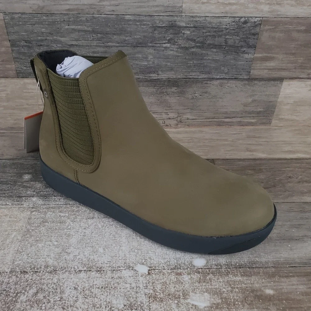 Bogs Kicker Womens Chelsea Boots Sz 10 Olive Leather Round Toe Ankle Pull On